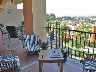 Apartamento con 2 dormitorios se vende en Marbella, Costa del Sol