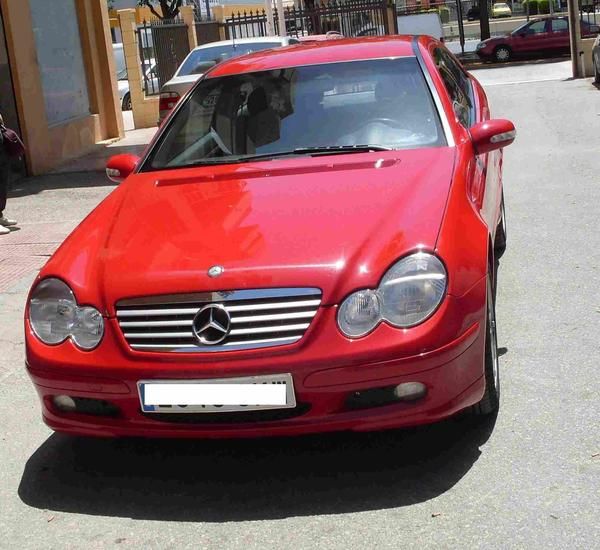 VENDO MERCEDES BENZ C-180 KOMPRESSOR SPORTCOUPE