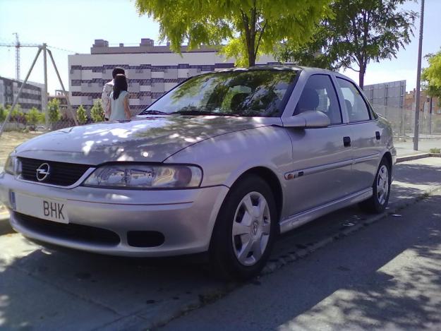 vendo opel vectra 1600cc 16v 2001