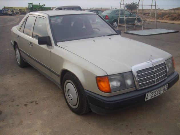 MERCEDES 230 124