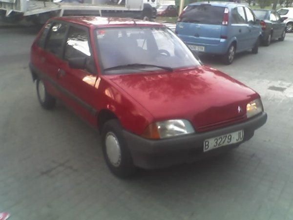 VENDO COCHE CITROEN AX.