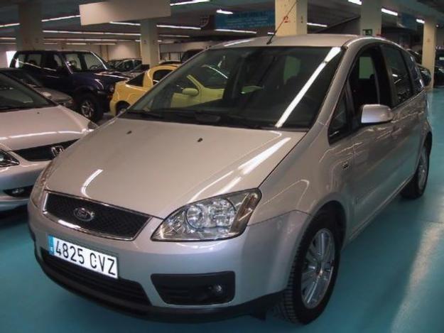 Comprar coche Ford Focus C-Max 2.0 CTDI Ghia '04 en Barcelona