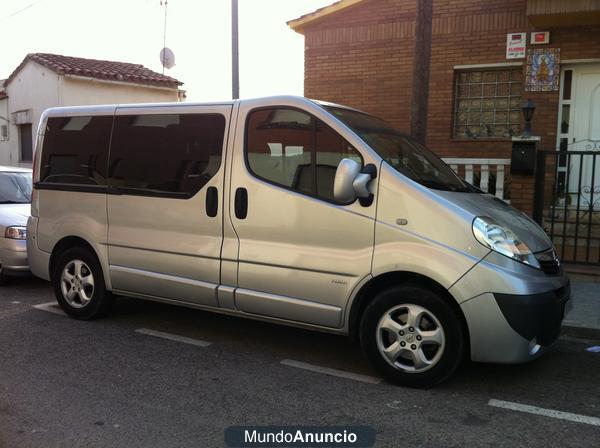 opel vivaro tour 2.5