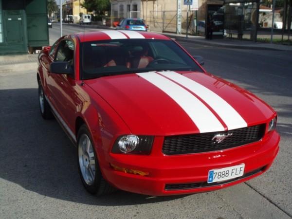 FORD MUSTANG AUT.