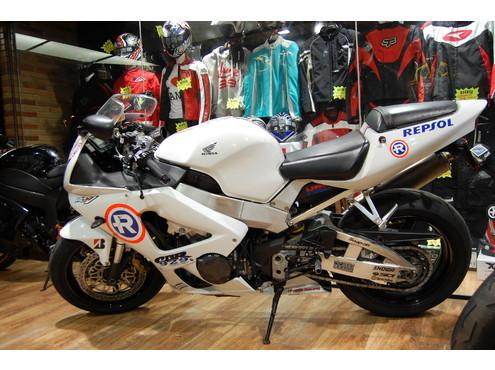 Honda cbr 900 rr 2002