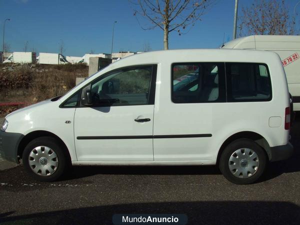 VW caddy 1.9 tdi 75cv kombi 5 plazas, año junio 2009, km 208.000,klima,e/e,c/c-mando,radio cd 2xairbag, abs, asr, puerta