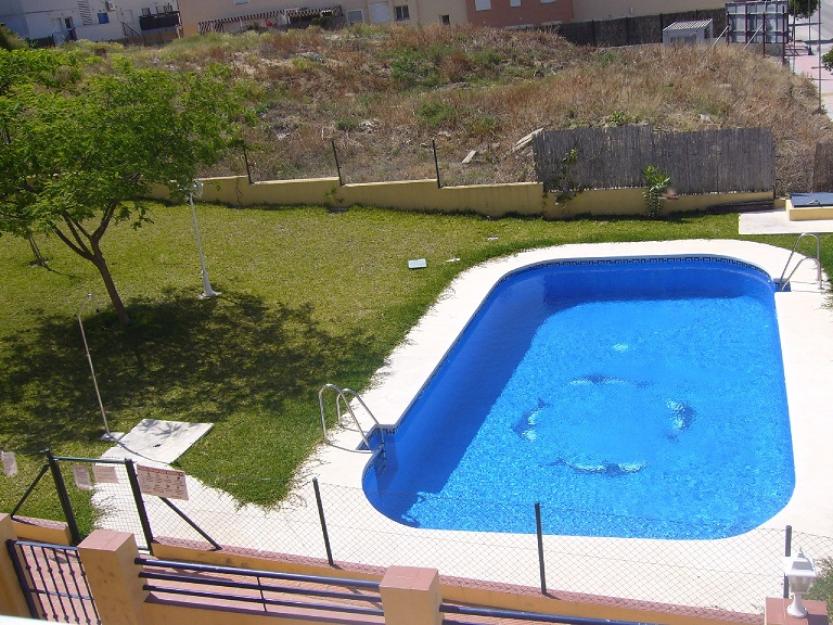 REF.: V121 Se vende apartamento en Caleta de Vélez