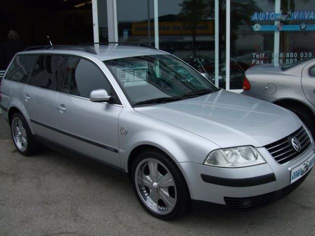 VOLKSWAGEN PASSAT P.VAR. 1.9TDI COMFORTLINE 130