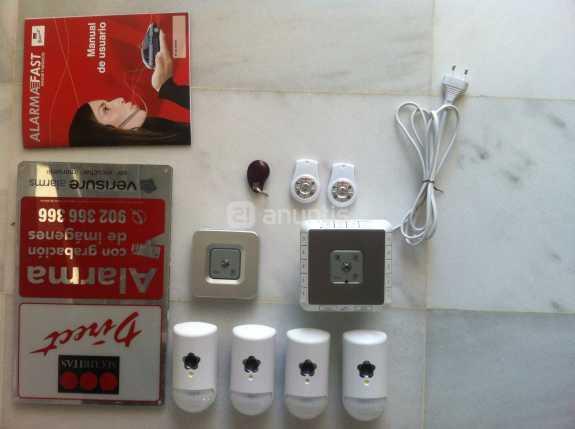 Se vende kit alarma securitas direct