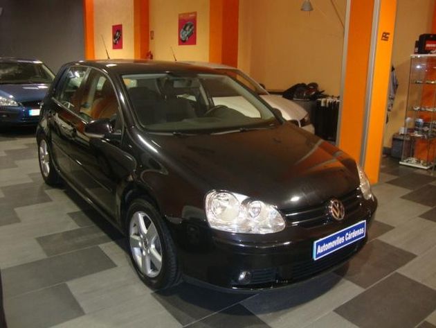 VOLKSWAGEN GOLF SPORTLINE