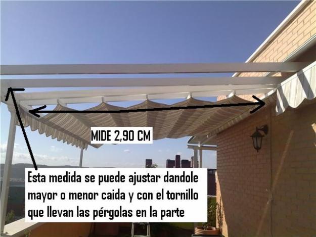 Pergola en aluminio blanco