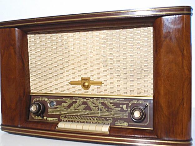 Radio philips de 1955. garantia de 24 meses. visiten nuestra tienda de radios antiguas.