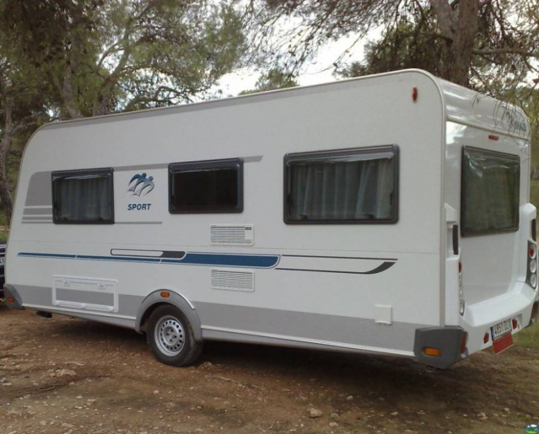 2007  Caravana Knaus SPORT 450 FU