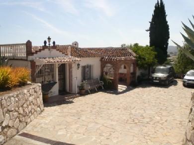 Chalet con 3 dormitorios se vende en Mijas Costa, Costa del Sol