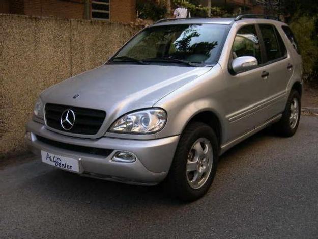 Venta de Mercedes ML 350 AUT '04 en Las Rozas