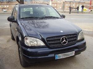 Comprar coche Mercedes ML 320 AUT '00 en Palau De Plegamans