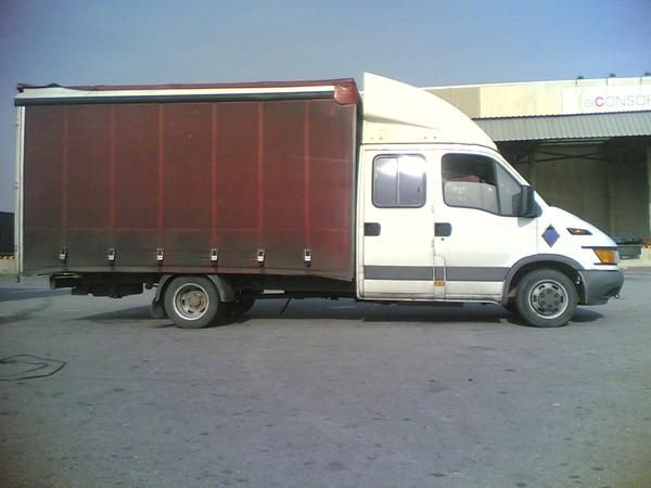 iveco doble cabina