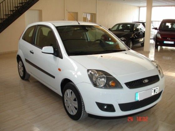 6.500€ DIESEL 2007, FORD Fiesta, 1400 c.c