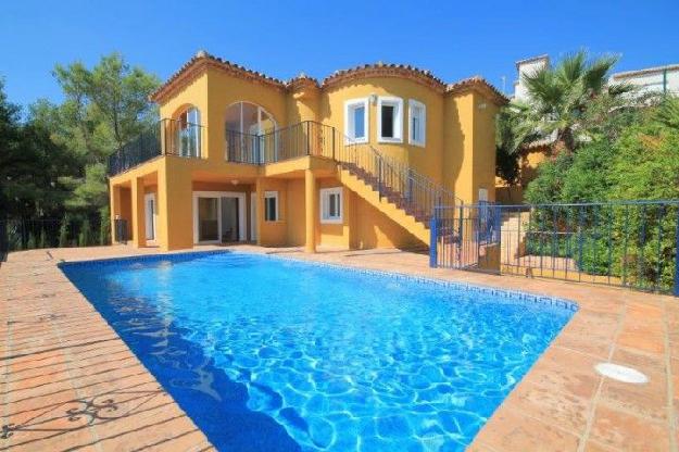 Chalet en venta en Nucia (la), Alicante (Costa Blanca)