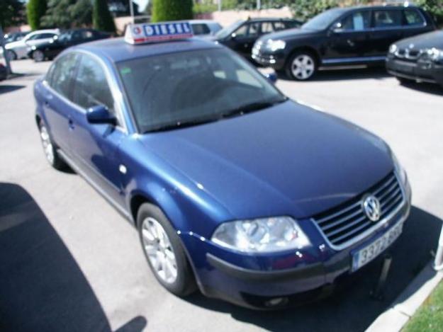 Comprar coche Volkswagen PASAT 1.9 TDI 130 CV '01 en Granollers