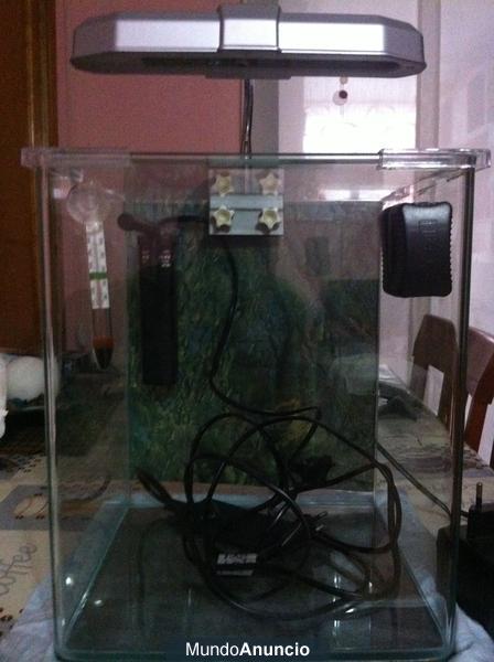 Acuario CUBIC de 20 litros