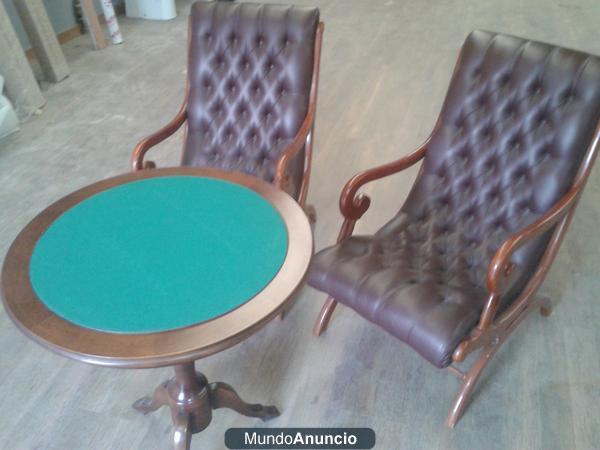 Conjunto mesa poker/ajedrez sillas y fichas madera maciza antiguo