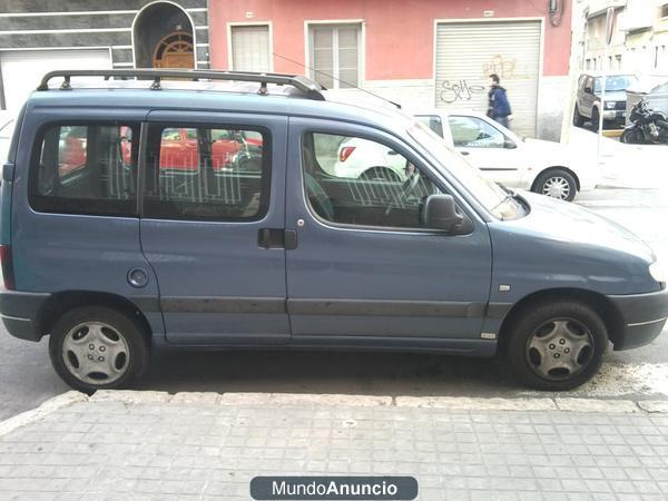 SE VENDE FURGONETA PEUGEOT PARTNER