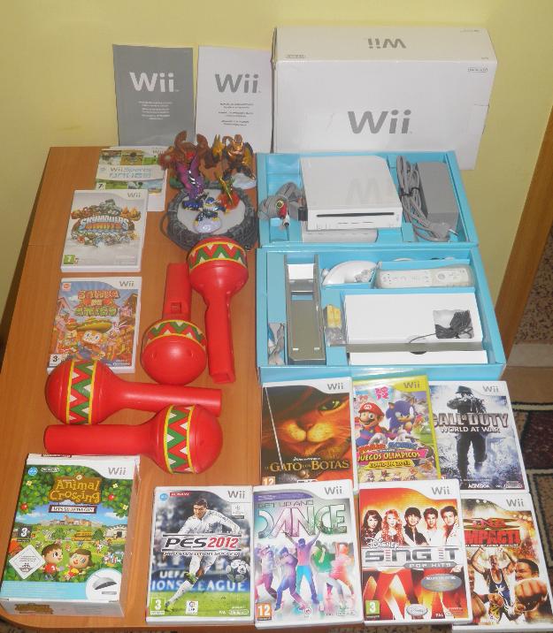 Consola Nintendo Wii con 11 juegos y accesorios