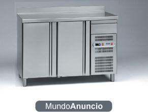 VENDO MUEBLE CAFETERO Y MOSTRADOR FRIO