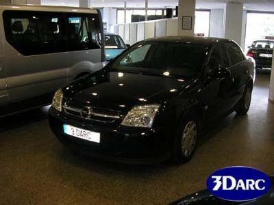 Venta de coche Opel Vectra 2.0 DTi Confort '04 en Barcelona