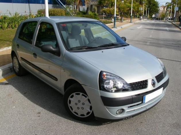 RENAULT CLIO  1.2I BASE 60CV