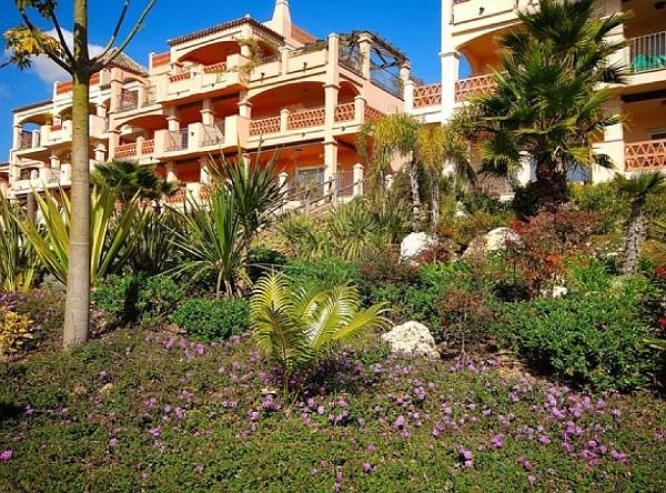 2b  , 2ba   in Benalmadena,  Costa del Sol   - 249000  EUR