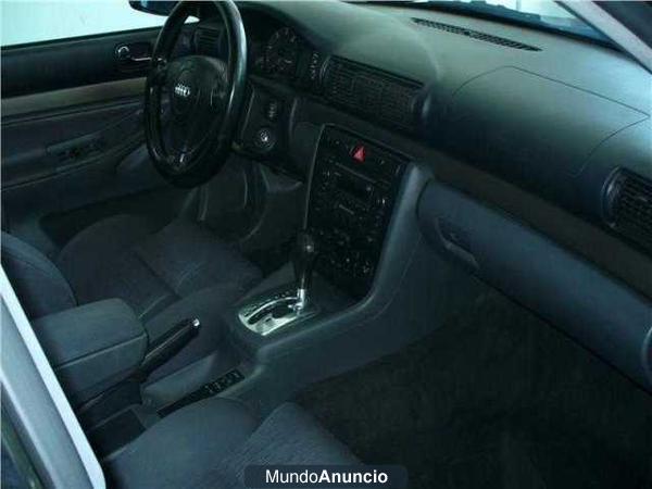 Audi A4 2.5 TDI 155 CV multitronic Av