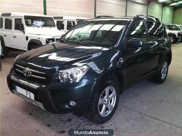 Toyota Rav4 2.2 D4D 177cv Premium Cross S