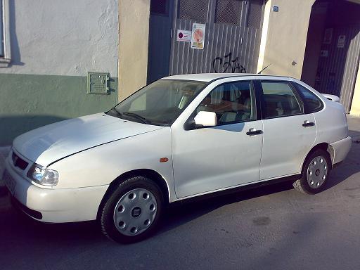 se vende seat cordoba del año 1998 sdi motor 1.9 full equip aire acondicionado, cierre