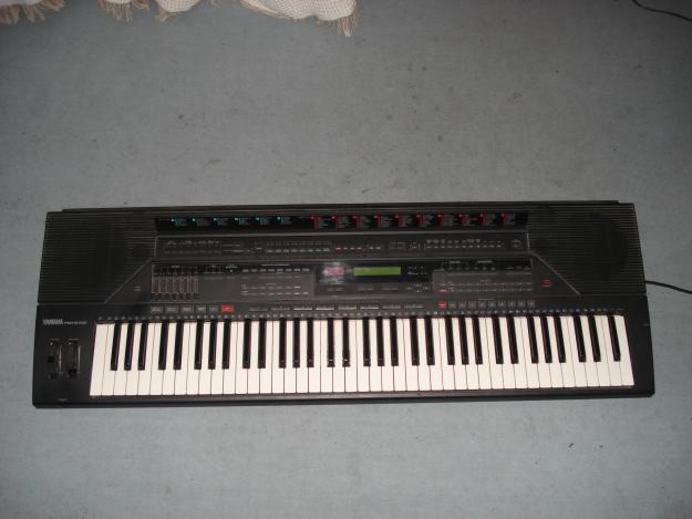 Teclado yamaha psr 6700