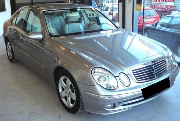 2005 Mercedes-Benz E 220 CDI AVANTGARDE Beige