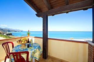 Apartamento en villa : 1/4 personas - junto al mar - vistas a mar - castellammare del golfo  trapani (provincia de)  sic