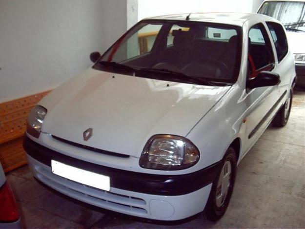 Vendo Clio II 1.9