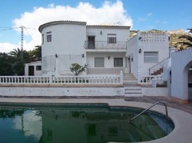 Chalet se vende en Calpe, Costa Blanca