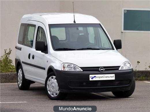 Opel Combo Tour Essentia 1.3 CDTI 75 CV