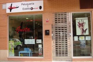 Se Traspasa Salón de Peluquería y Estética Unisex.