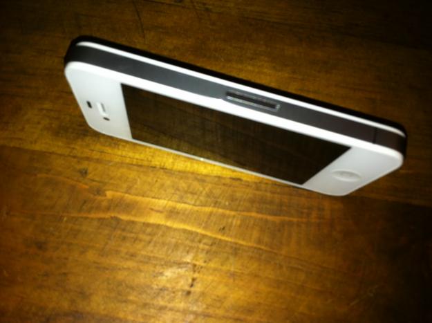 REMATO!! Iphone 4g nacional original 7500 a tratar