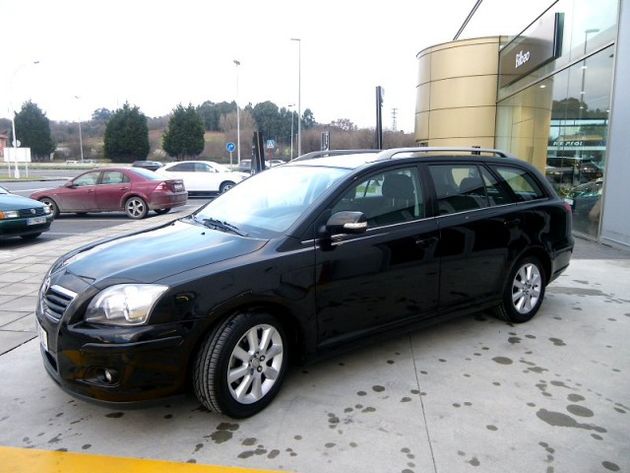 TOYOTA Avensis Wg. 1.8 Sol