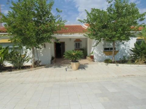 Chalet en Alhaurín de la Torre