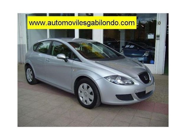 RENAULT CLIO   75 CV GASOLINA UNIDADES LIMITADAS   RESERVA YA