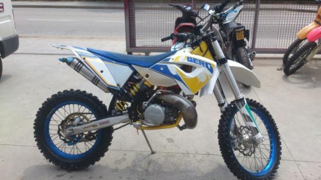 Moto Husaberg 300 2T