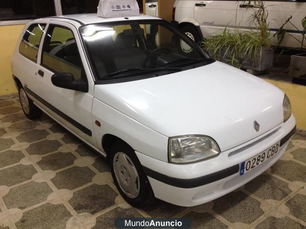 Renault Clio 1.9 diesel campus