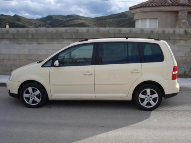 2006 Volkswagen Touran 2.0 TDI Highline DSG Beige Luna