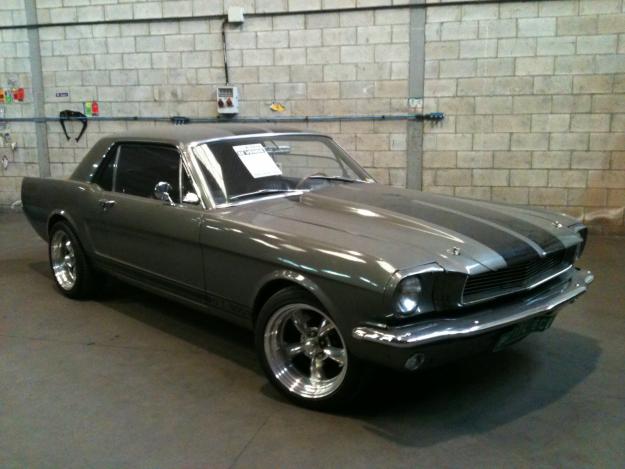 Ford Mustang 1965 V8 350cv